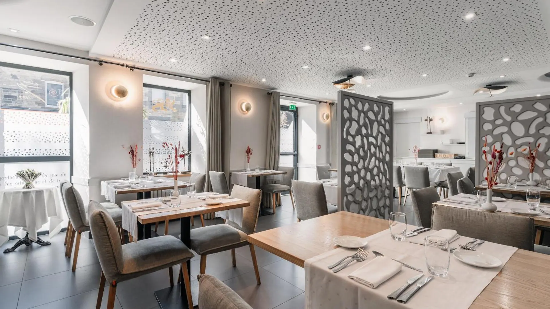 The Originals Boutique, Hotel Le Lion D'Or, Fougeres Ouest Maen Roch
